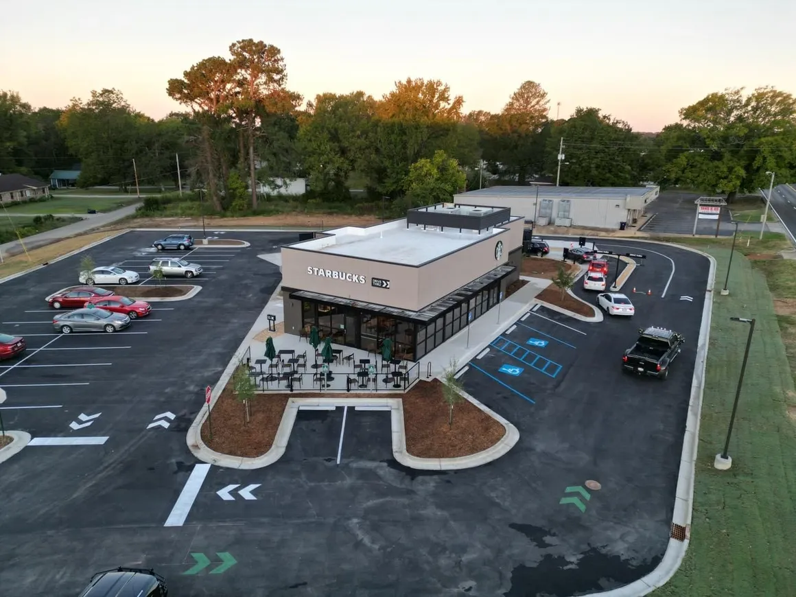 Commercial property asphalt maintenance project &ndash; D&Z Sealcoating, serving Union County, MS